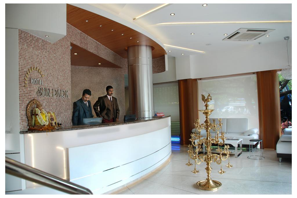 Hotel Sun Park Puducherry Exterior foto