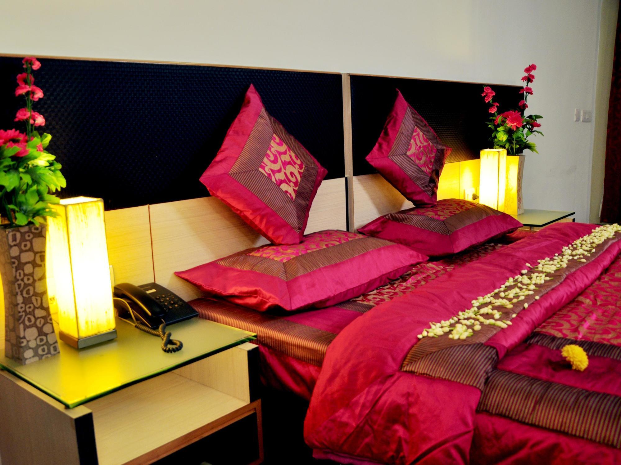 Hotel Sun Park Puducherry Exterior foto